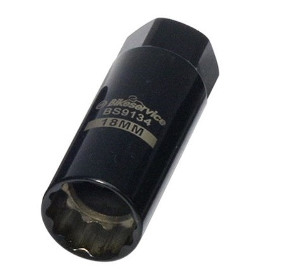 Thin wall spark store plug socket